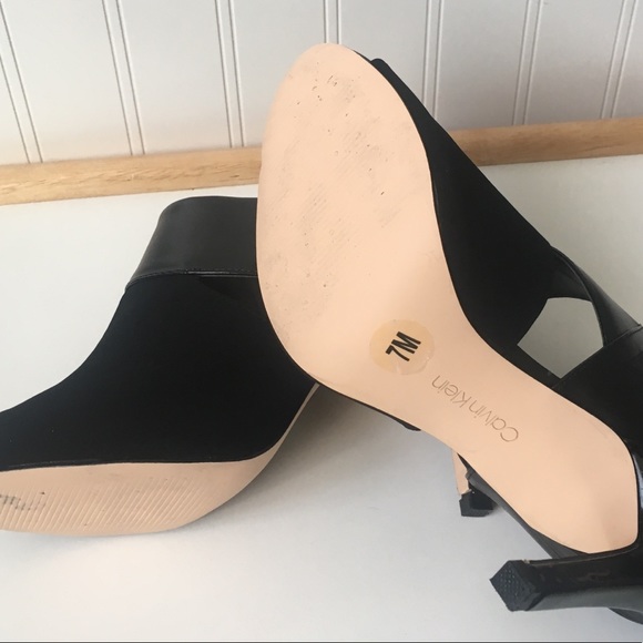 Calvin Klein Peep-Toe Heels Size 7 - Picture 3 of 8